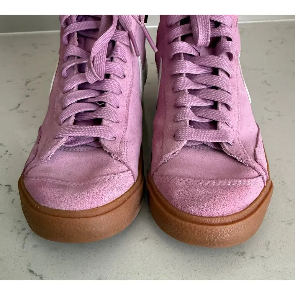 Nike Blazer Mid '77 Women's 7.5 Suede Pink Gum Sole Sneakers